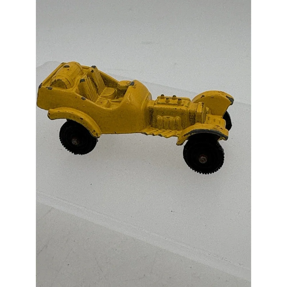 VTG Tootsietoy USA Yellow Roadster Diecast Car 1930s Style‎ 3